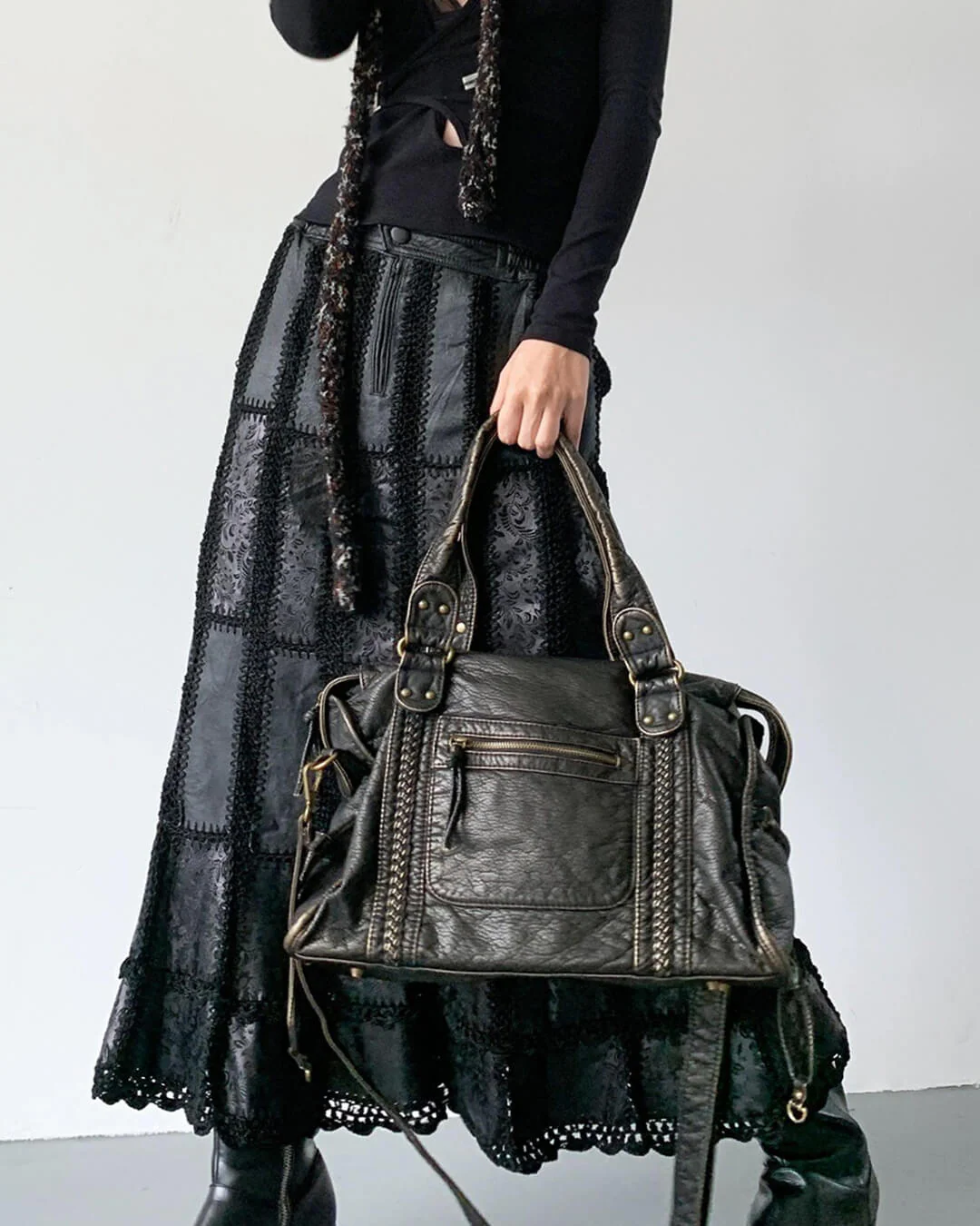 Arabell Shoulder Bag - Image 12